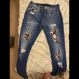 Judy Blue Leopard Patch Skinny’s